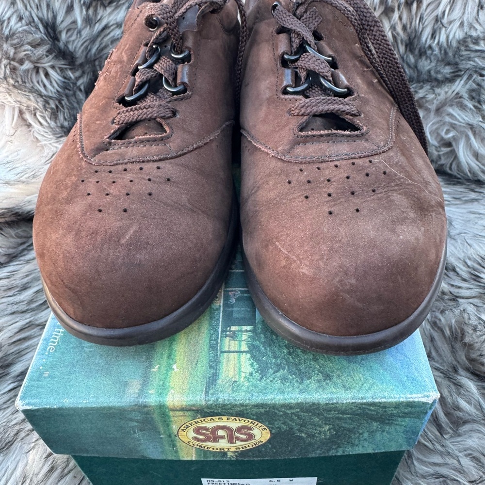 SAS Dark Brown Women's Flats - Picture 6 of 6